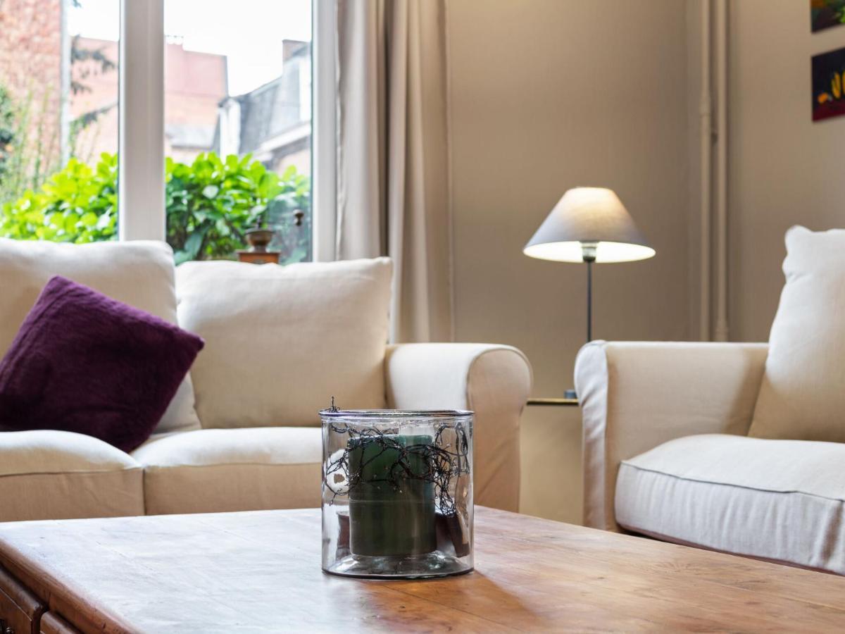 Stylish Apartment In Dinant Near The Maas Esterno foto