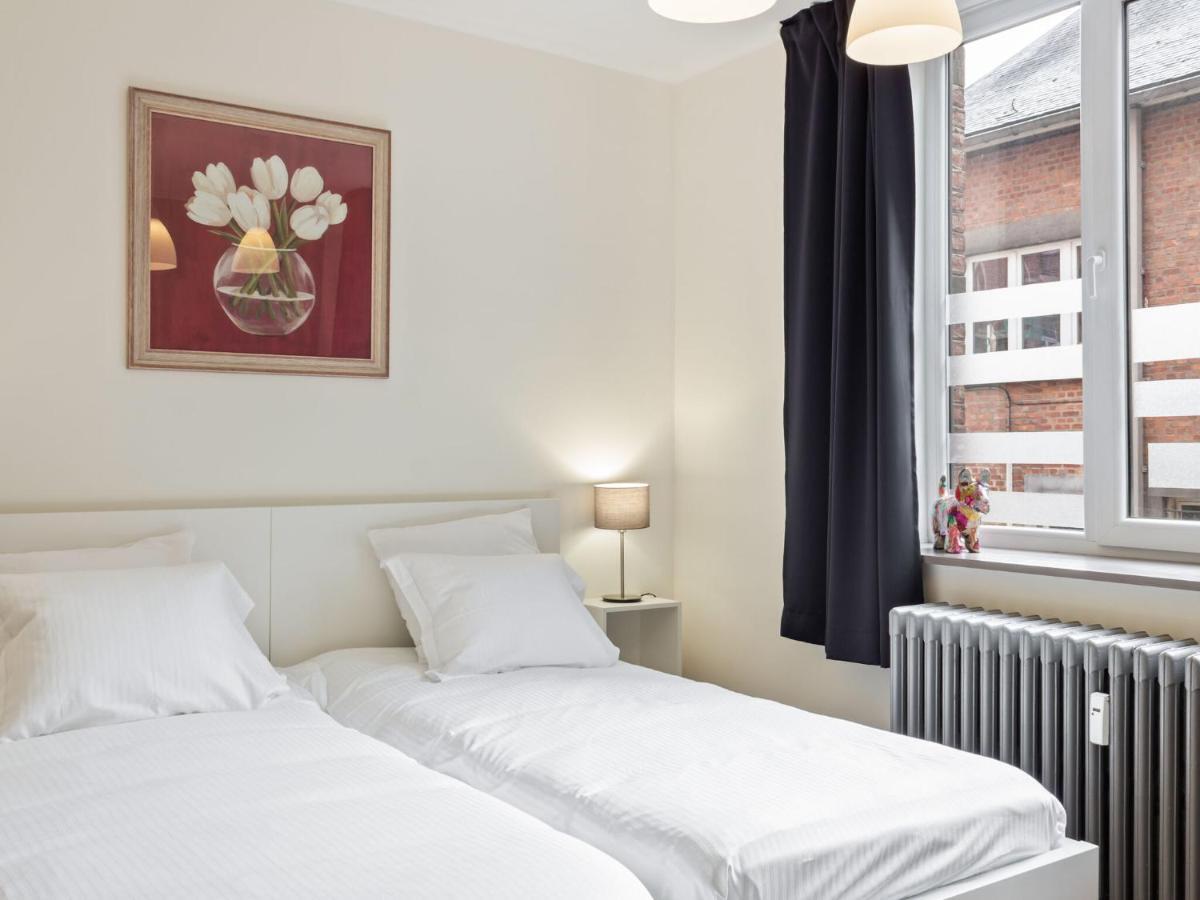 Stylish Apartment In Dinant Near The Maas Esterno foto