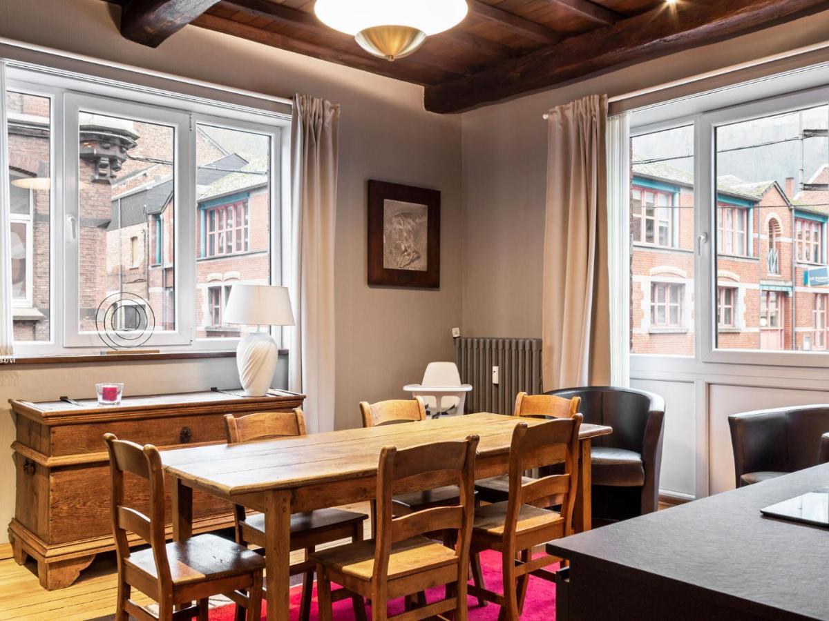 Stylish Apartment In Dinant Near The Maas Esterno foto