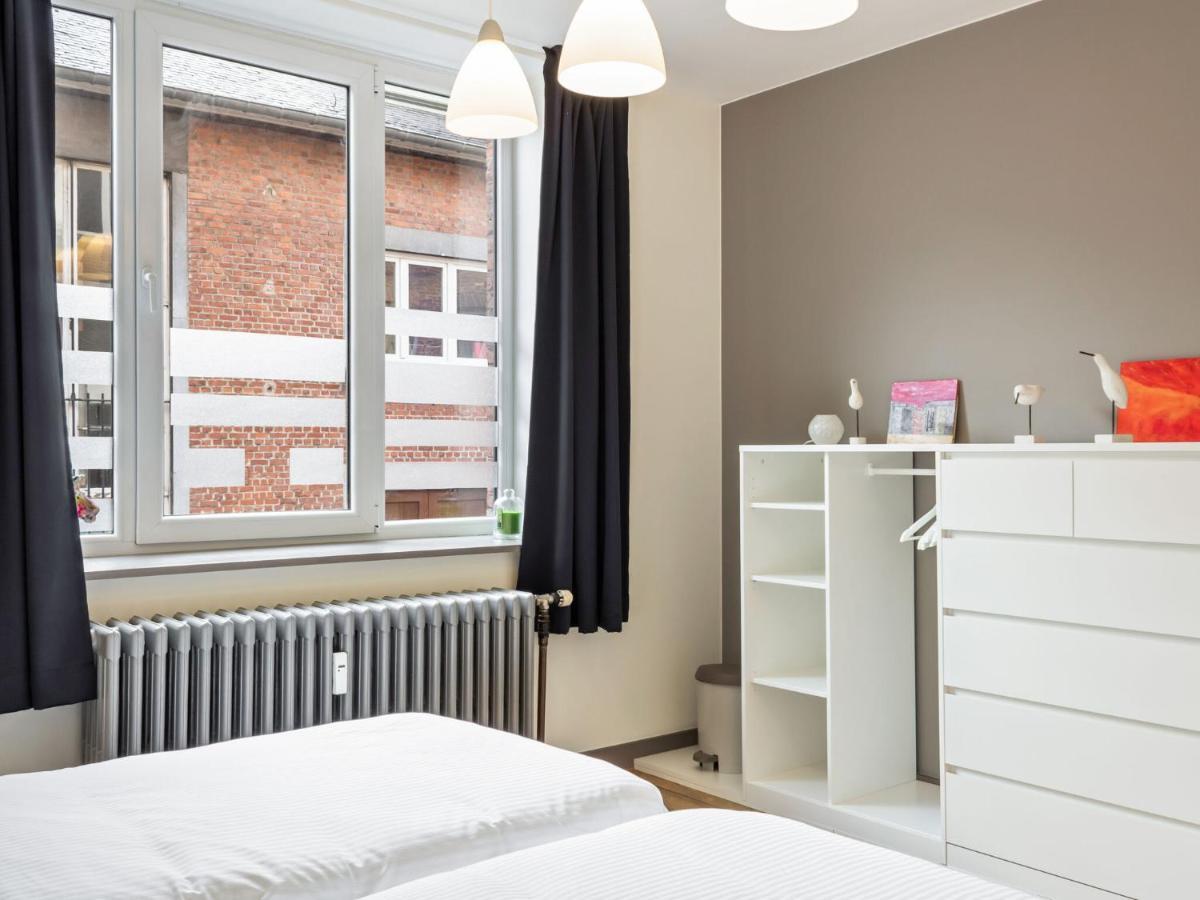 Stylish Apartment In Dinant Near The Maas Esterno foto