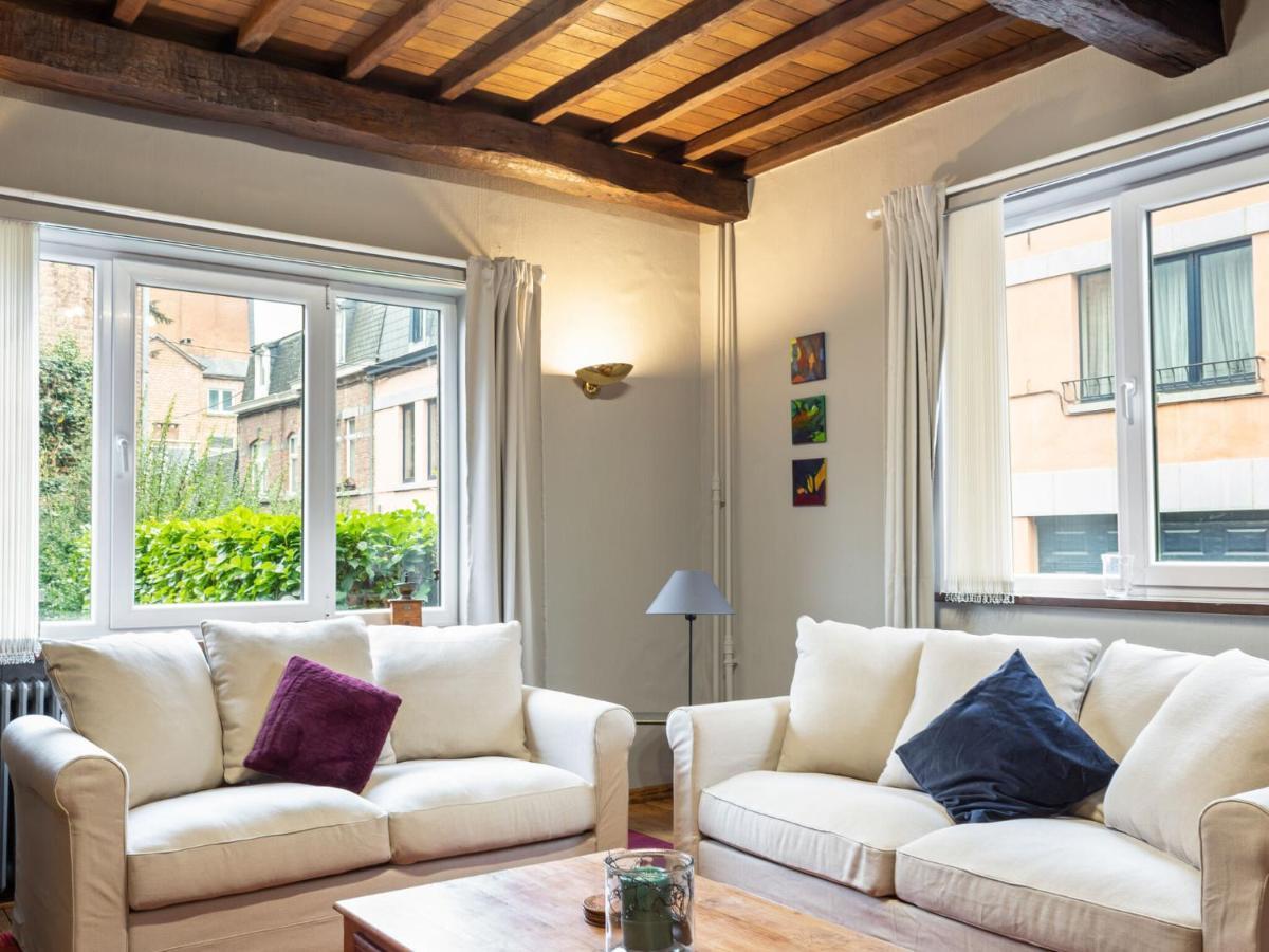 Stylish Apartment In Dinant Near The Maas Esterno foto
