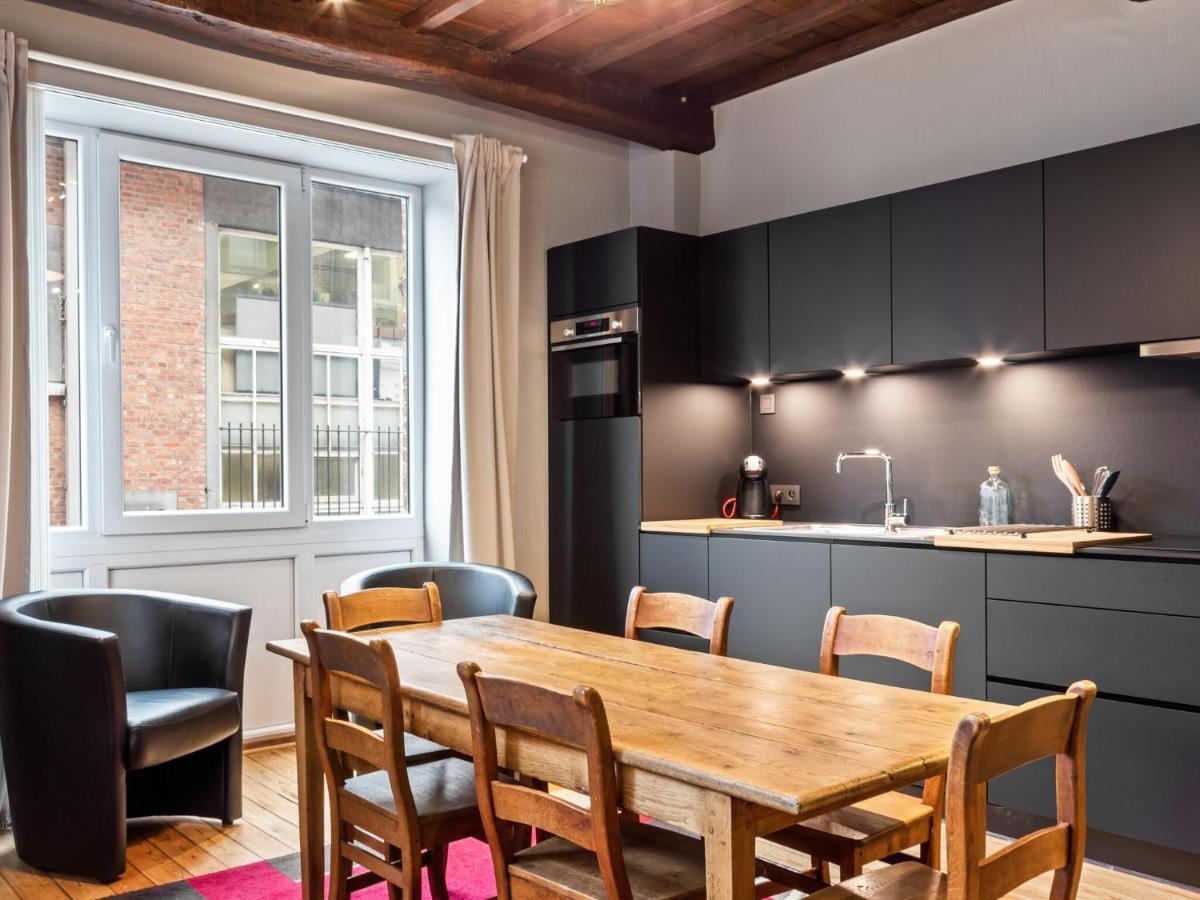 Stylish Apartment In Dinant Near The Maas Esterno foto