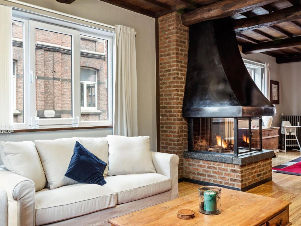 Stylish Apartment In Dinant Near The Maas Esterno foto
